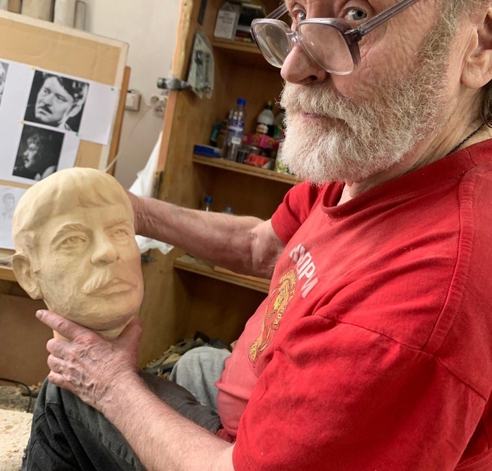 В творческой мастерской Леонтия Усова